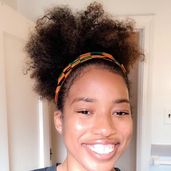 Meet your Posher, Peri - Picture 1 of 1